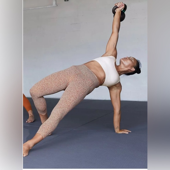 ATHLETA SALUTATION STASH II TEXTURED TIGHT - Picture 7 of 13